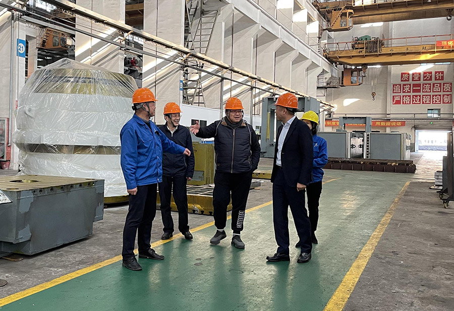 【291】市工商聯(lián)黨組書記王楓、浙江科技學(xué)院機械與汽車學(xué)院院長張云等嘉賓來電滾筒公司參觀考察.jpg